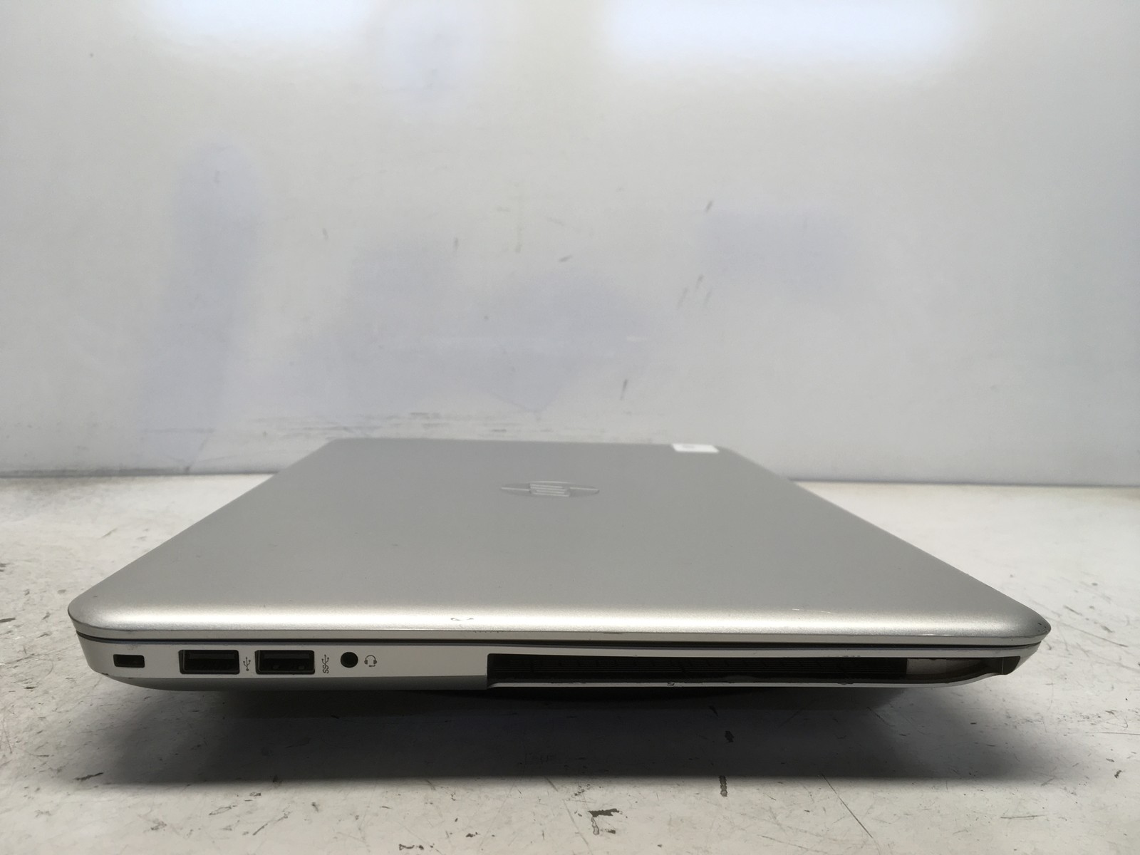 HP Pavilion 15-AU147CL Intel i7-7500U 16 GB NO HD/Batt NVIDIA GeForce 940MX