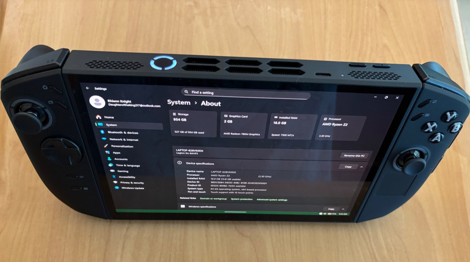 Lenovo legion go 2 1TB SSD