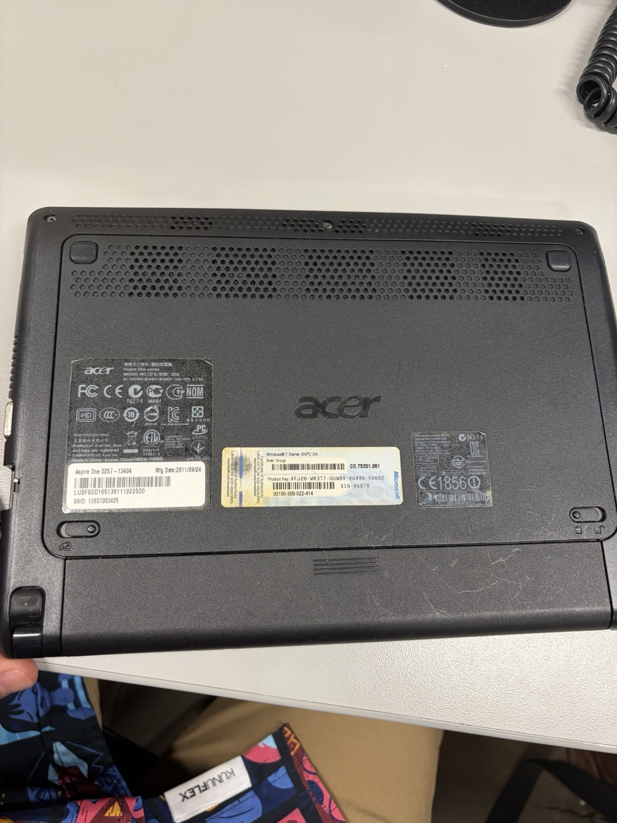Acer Aspire One D257 Netbook Windows 7 Starter Intel Atom 10.1in Black Wi-Fi