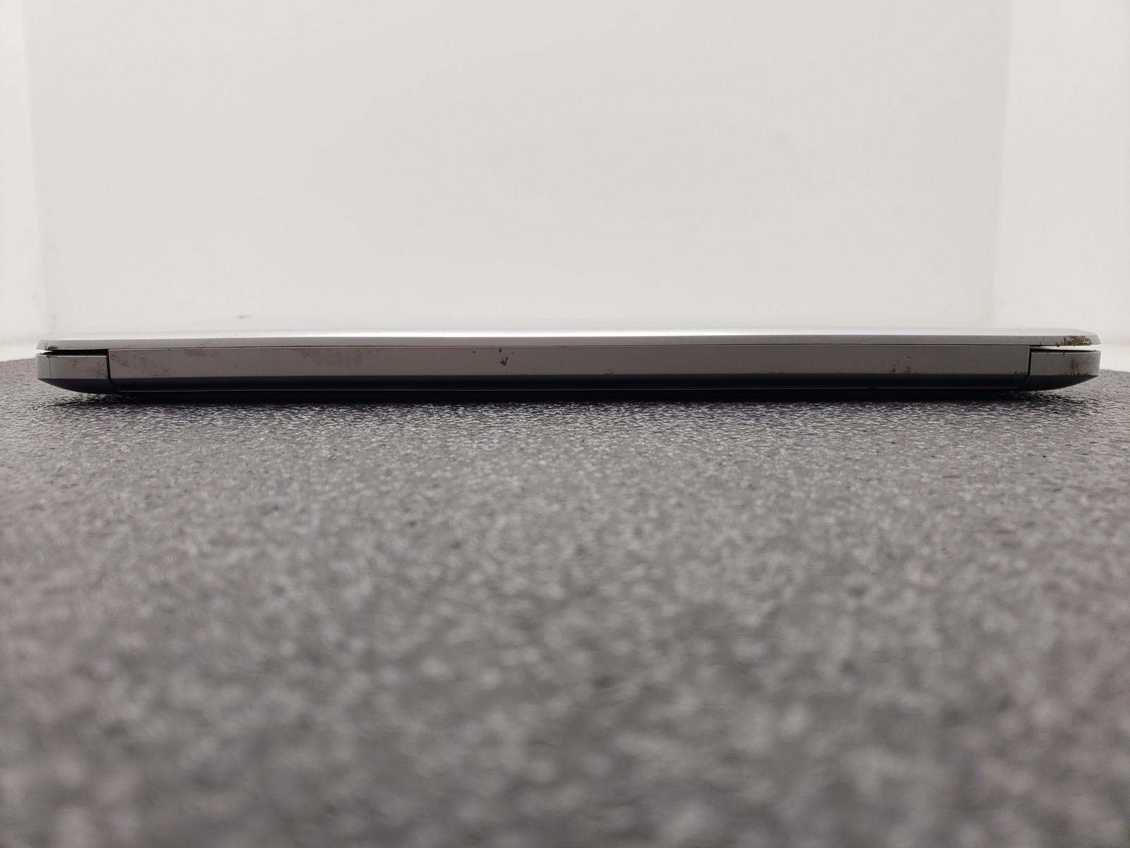 HP 15-da0014dx Touch Laptop Intel Core i5-8250U 12GB RAM 128GB SSD Win 11 Home .