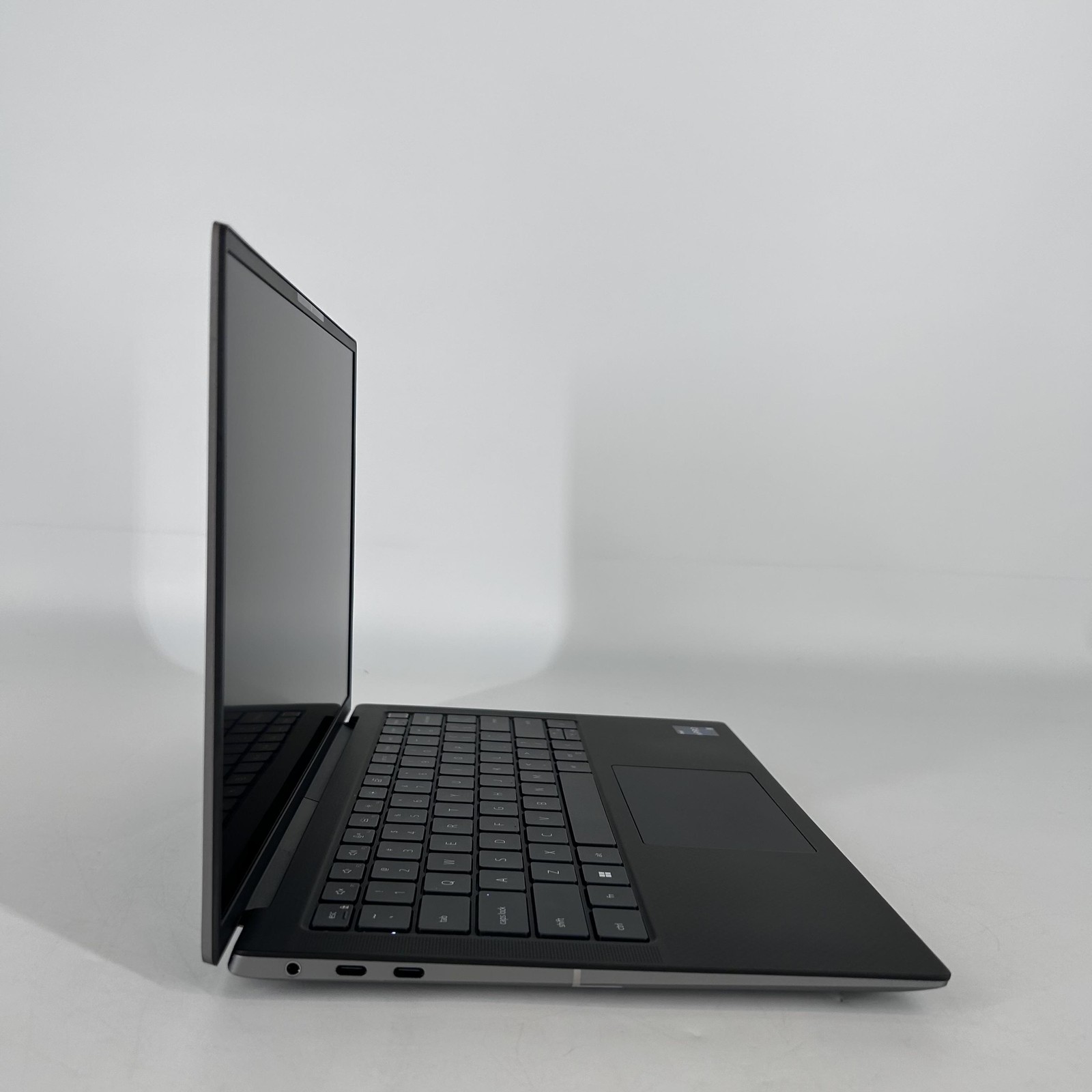 Dell Precision 5480 14 FHD+ 2.5 GHz i7-13800H 32GB 1TB SSD NVIDIA RTX 2000 Ada