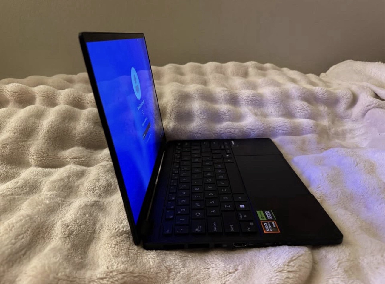 ASUS ProArt PX13 HN7306 OLED 3K 13” Ryzen AI 16GB 1TB SSD Copilot+