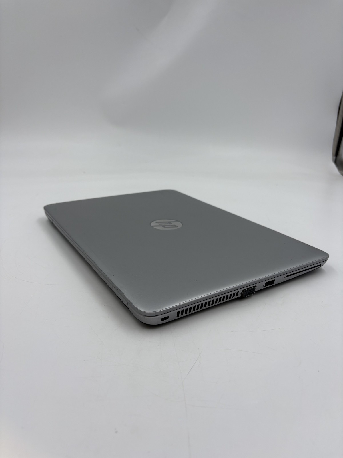 HP Elitebook 840 G3 14″ Laptop Intel Core i5-6300U 8GB 256GB SSD Windows 11 Pro