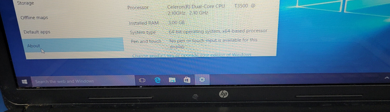 HP 2000-239WM Laptop-Intel Celeron T3500 3GB RAM Windows 10 Read Carefully