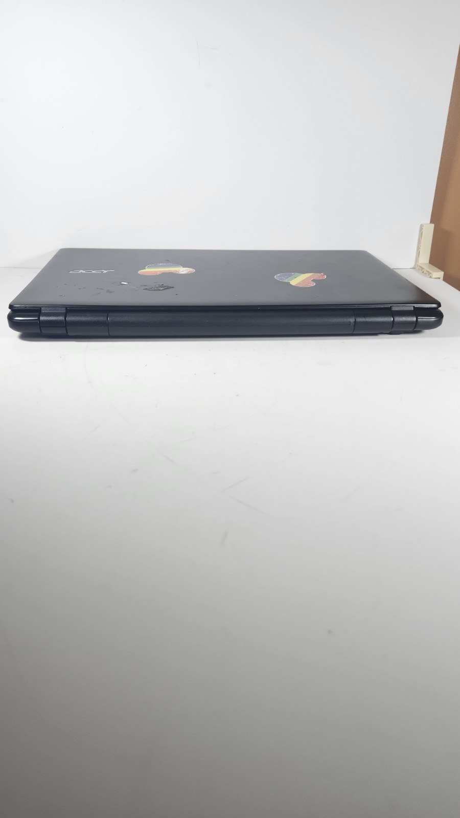 Acer Aspire E5-521-23kh Laptop W/ Adapter Charger Tested Working Windows 10 READ