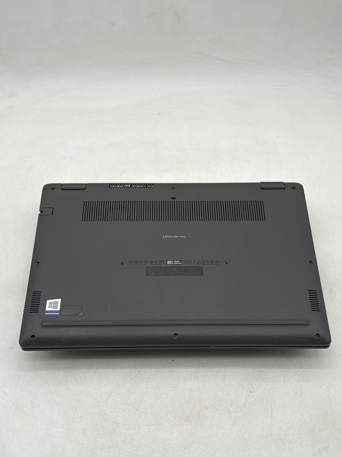 Dell Latitude 3510 i3-10110U 15.5″ 8GB 128GB NO OS {Read}
