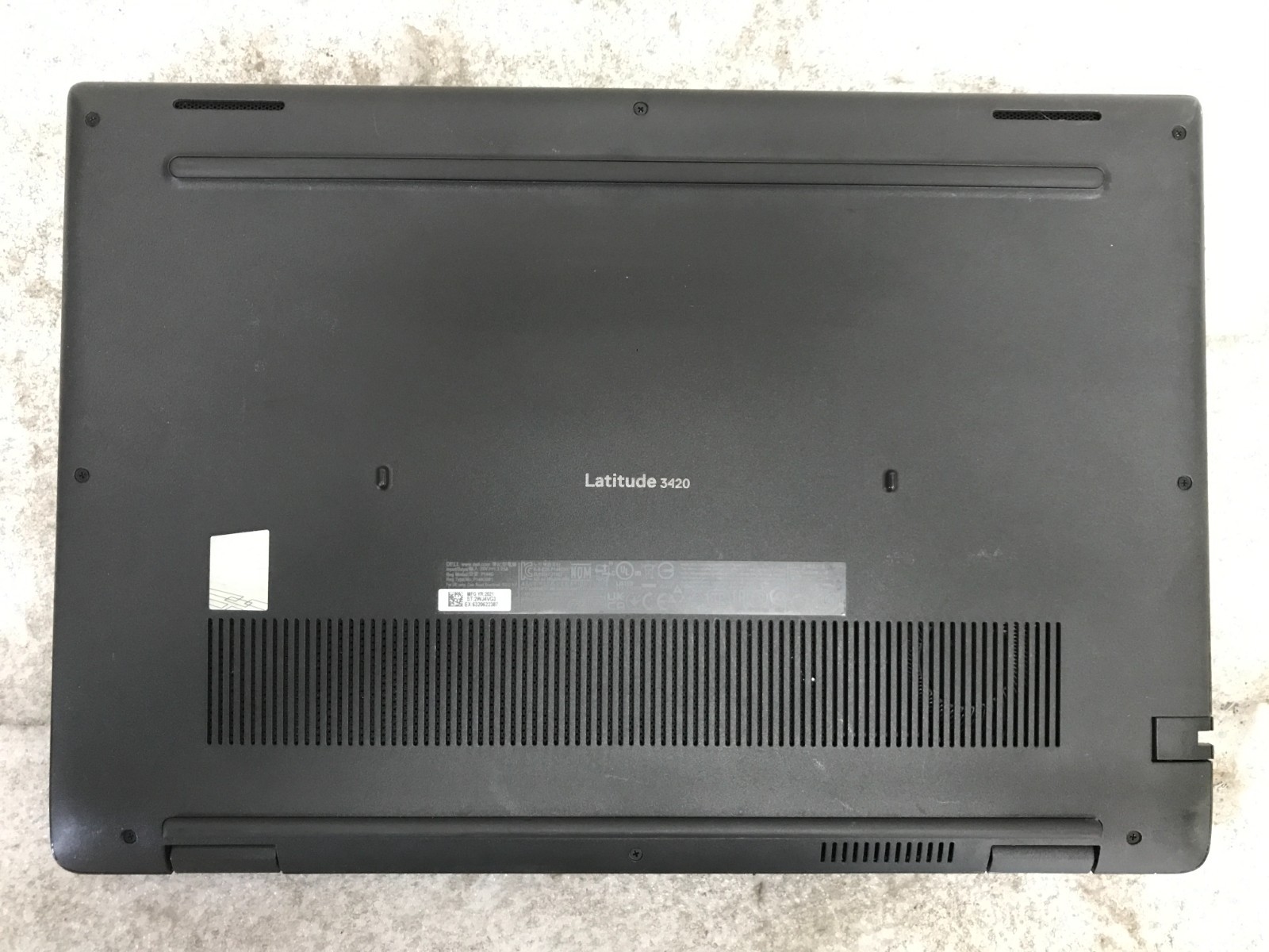 Dell Latitude 3420 / Intel Core i5-1135G7 1.40GHz / 8GB RAM / No SSD