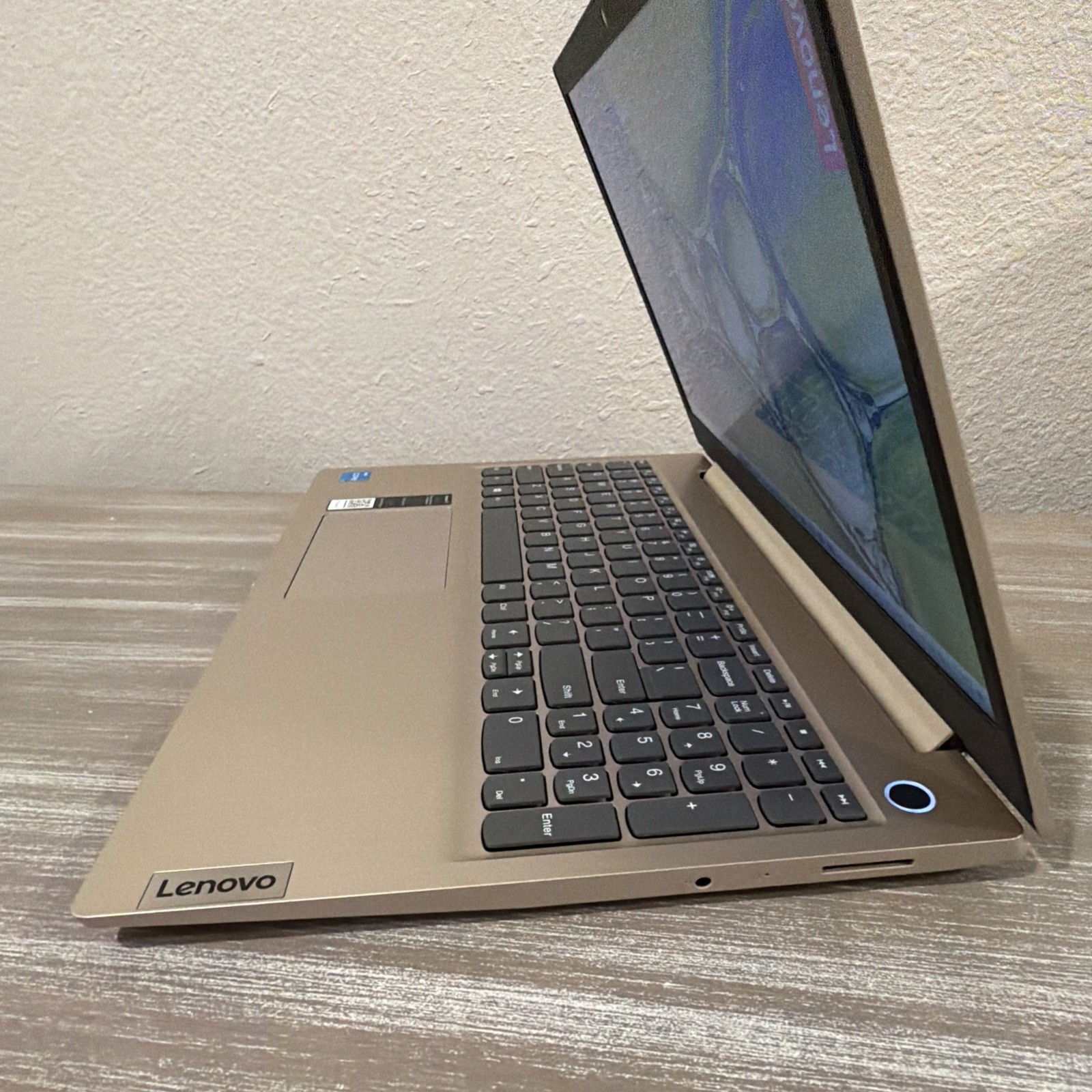 Lenovo IdeaPad 3 15ITL05 i3-1115G4 3.0GHz |8GB Ram |256GB SSD |window 11 S Mode