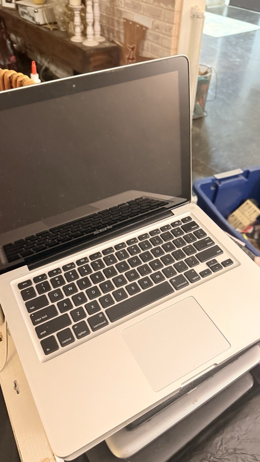 Apple Macbook pros from 2012-2017 3 units for parts not working