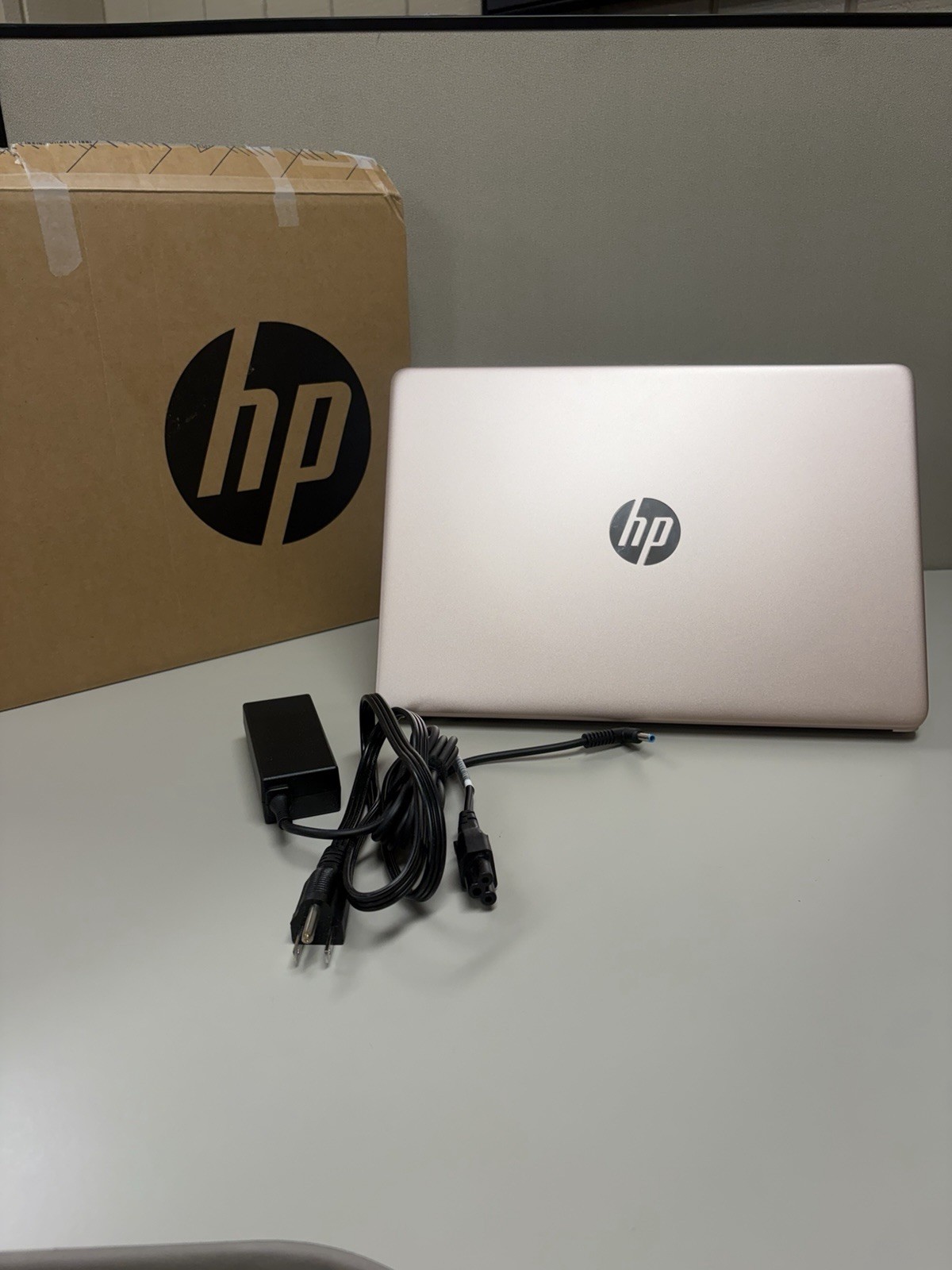 HP – 14 Laptop Intel N150 Processor 4GB Memory 128GB UFS Pale Rose Gold (Used)