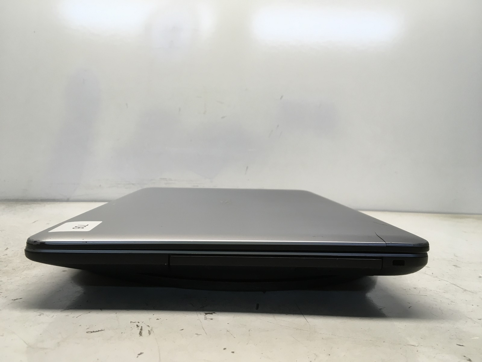 Asus X540LA-SI30205P Intel Core i3-5020U 2.2GHz No RAM NO HDD No Batt