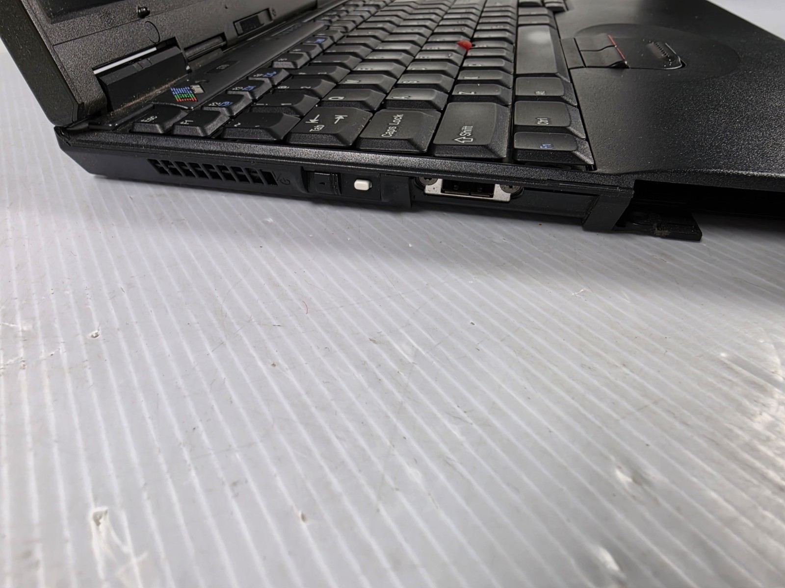 VINTAGE IBM ThinkPad 570 Type 2644 13″ Laptop Intel Pentium READ