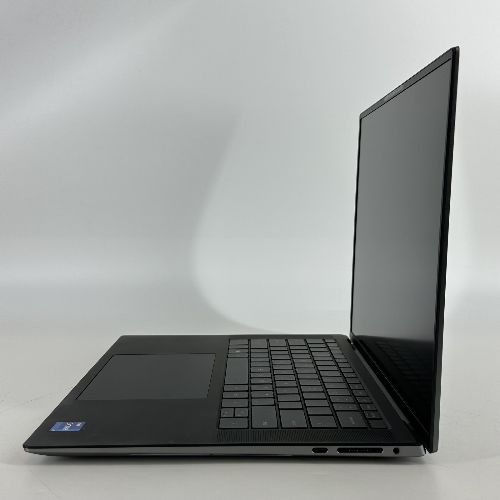 Dell Precision 5570 15.6 FHD+ 2.3 GHz i7-12700H 32GB 1TB/512GB NVIDIA RTX A1000