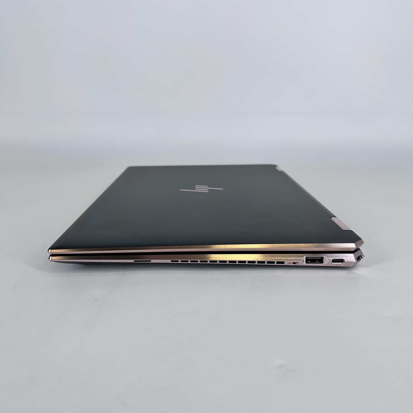 HP Spectre 15 x360 4K TOUCH i7-10510U 1.80GHz 16GB 512GB SSD MX330 – FRAME GAP