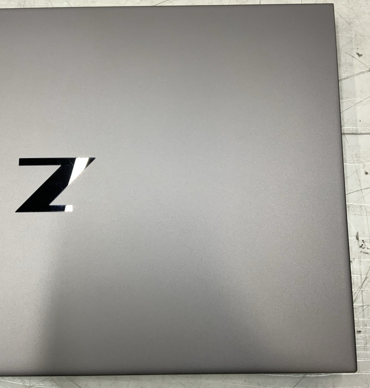 HP ZBook Studio 15 G8 Intel i7-11850H 512GB NVMe 32GB DDR4 RTX A2000 *READ