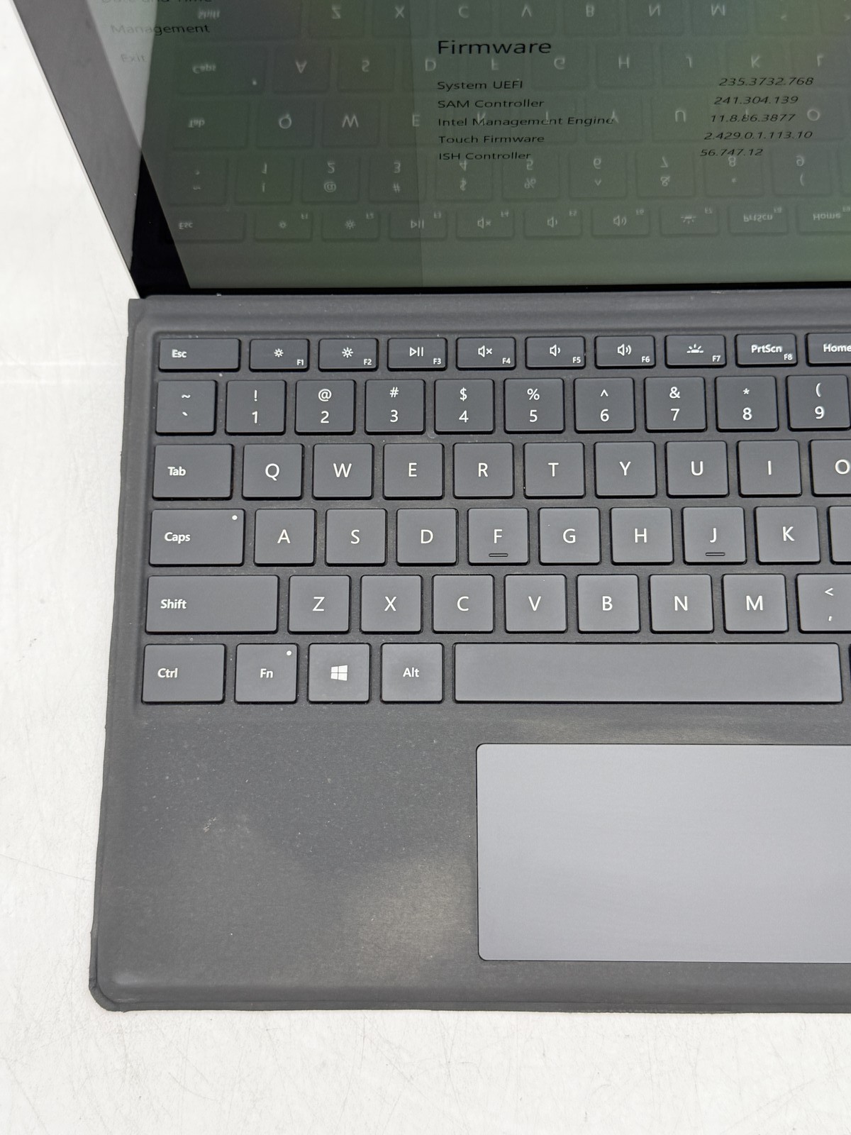 Microsoft Surface Pro 6 12.3in i5-8350U 8GB 128GB NO OS READ