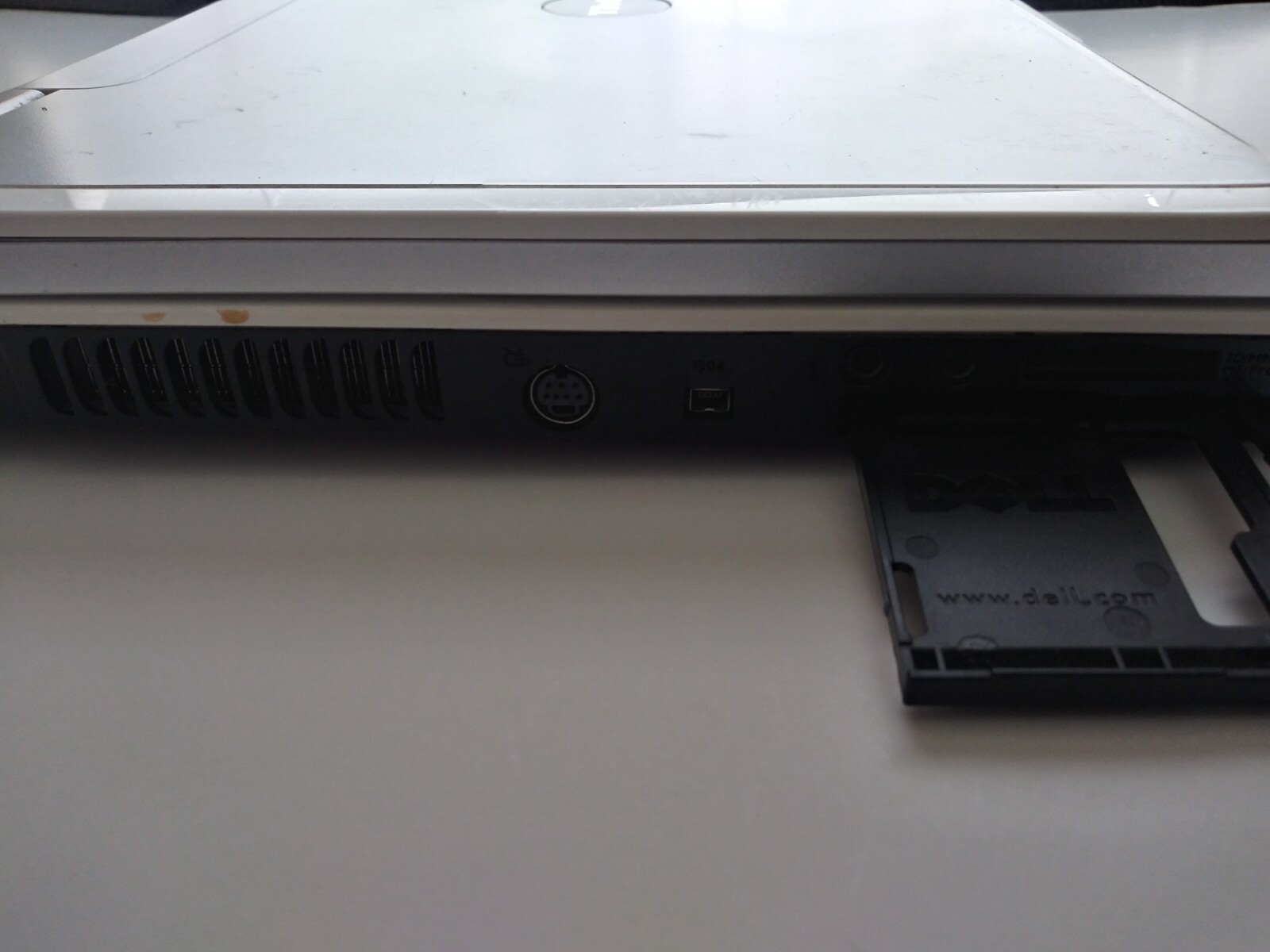 Dell XPS M140 Laptop  Intel Pentium M 740 (1.73GHz) – 770 (2.13 GHz)