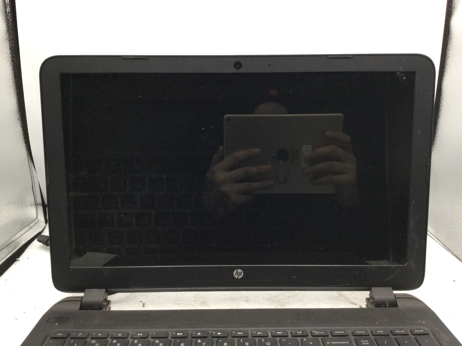 HP PAVILION 15 F305DX – FOR PARTS – AMD A6 – NO RAM – READ DESC – BB