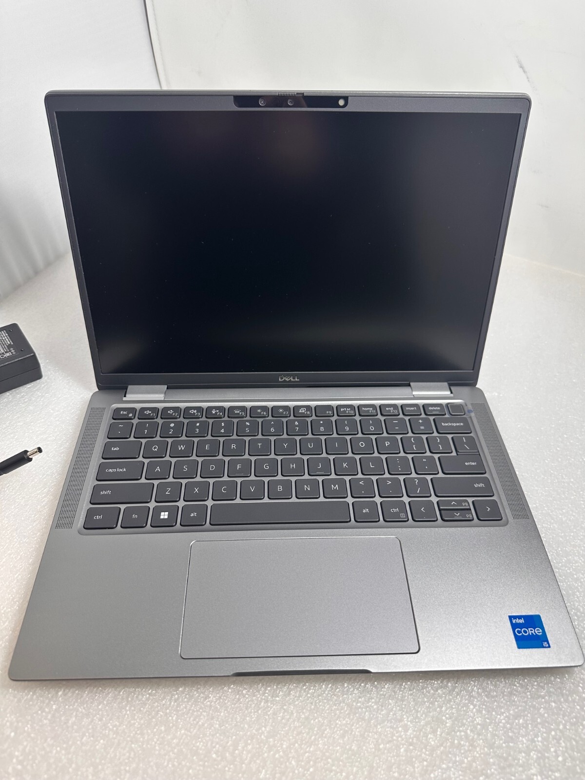 Dell Latitude 2 in 1 7340 Intel Core i5-1335U 13.3″ 16GB 512gb SSD Gray