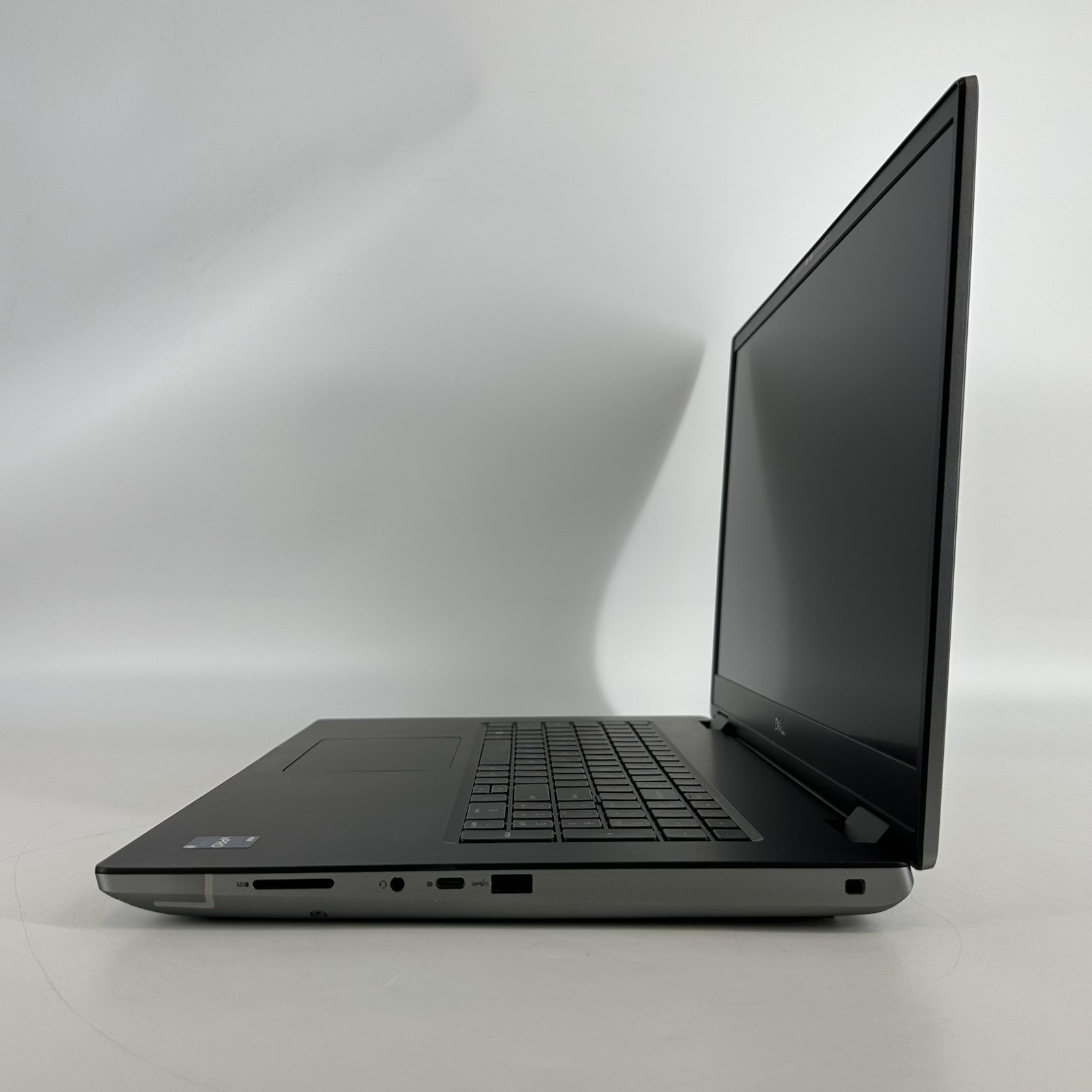 Dell Precision 7780 17.3 FHD 2.2 GHz i9-13950HX 64GB 1TB SSD NVIDIA RTX 3500 Ada