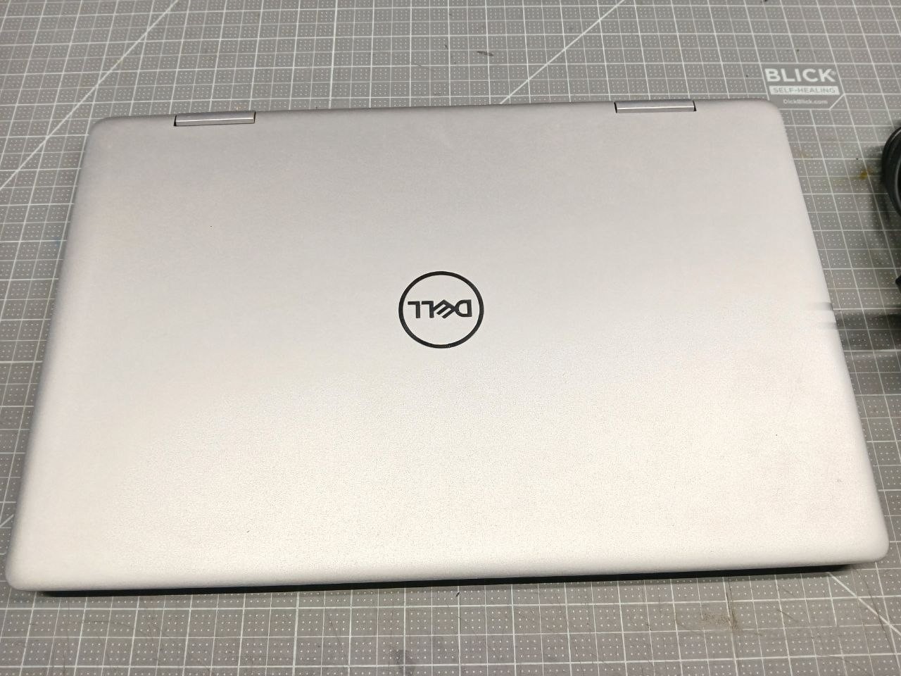 Dell Inspiron 7786 17″ Touch i7 16GB 512GB SSD NVIDIA MX250 *NEW BATTERY*