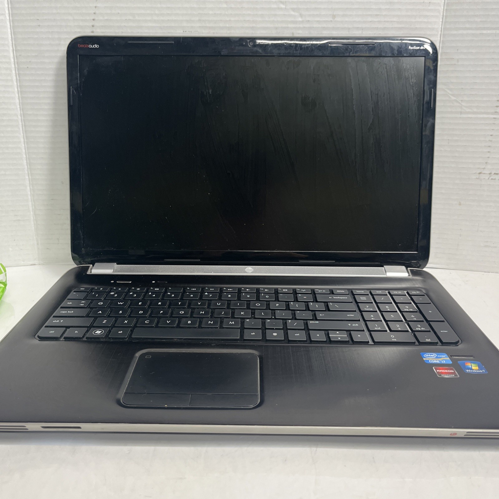 HP Pavilion DV7 Intel i7-2630QM 2GHz 8 GB 256GB W10P No Batt