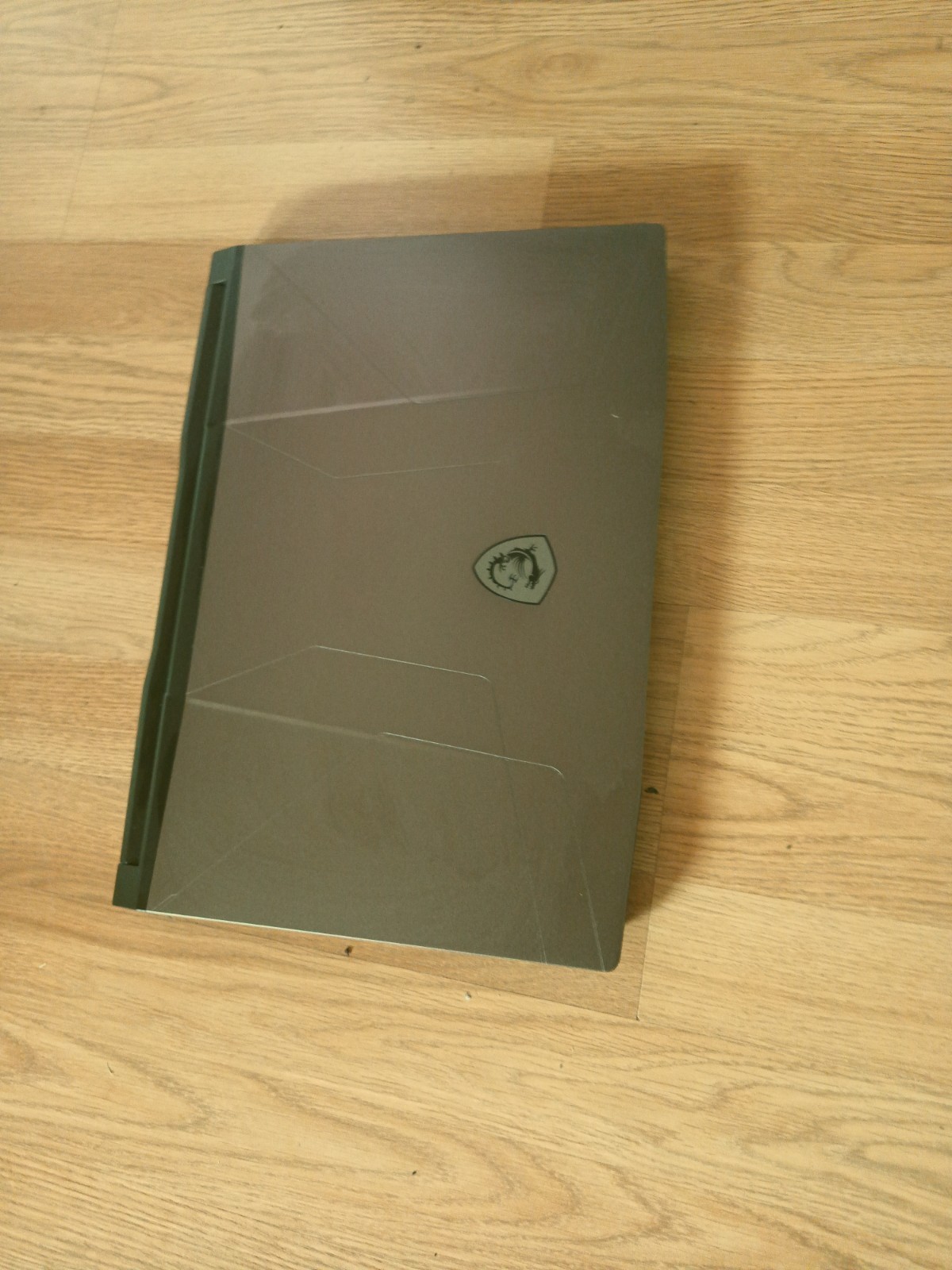 MSI Pulse GL66 (Loose N Key) Has Original Adapter