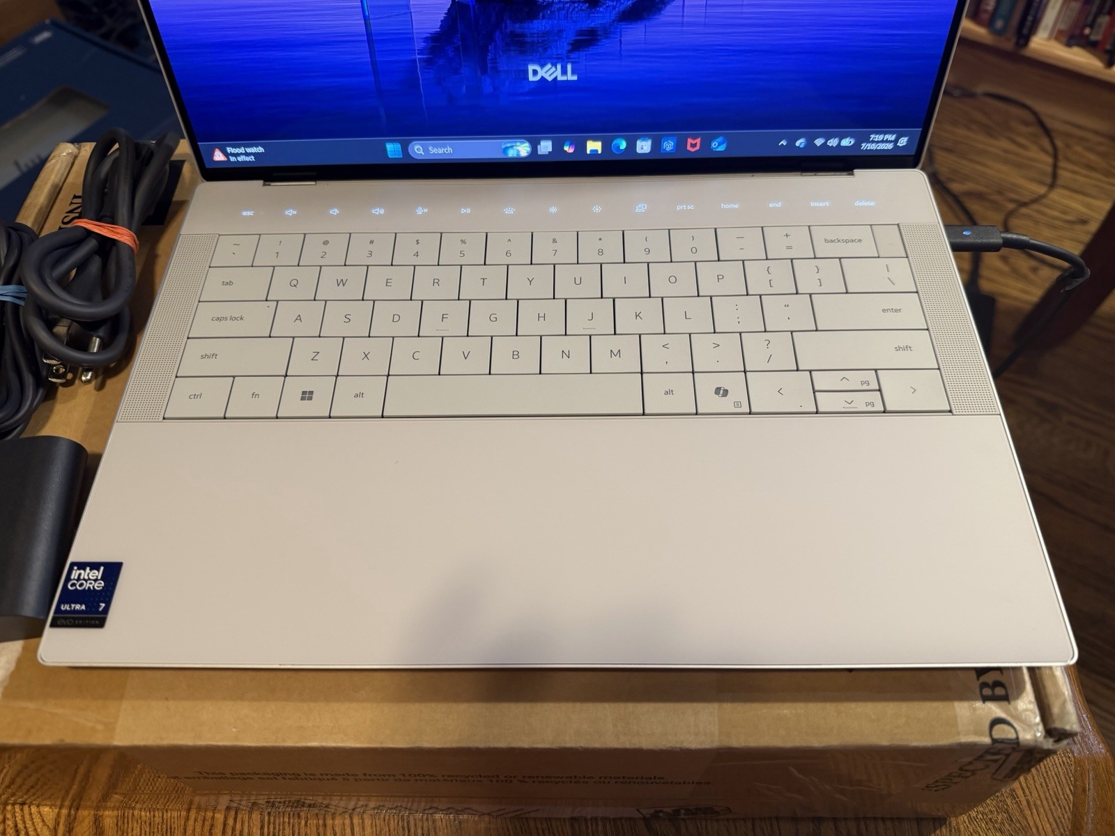 Dell XPS14 Premium DA14250 14″ 3.2K 120Hz Touch OLED Core Ultra 7 255H 32GB 1TB