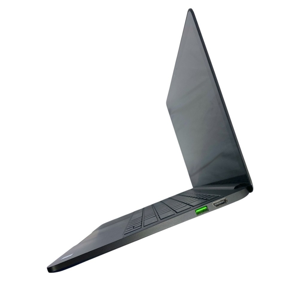 RAZOR Blade Stealth Rz09-02393e31 Touchscreen i7-8550U 16GB 256GB