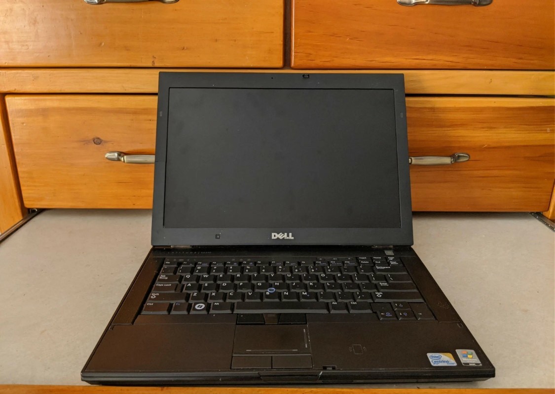 Bulk Laptop Lot (9Units) Dell + HP – For Parts, Repair