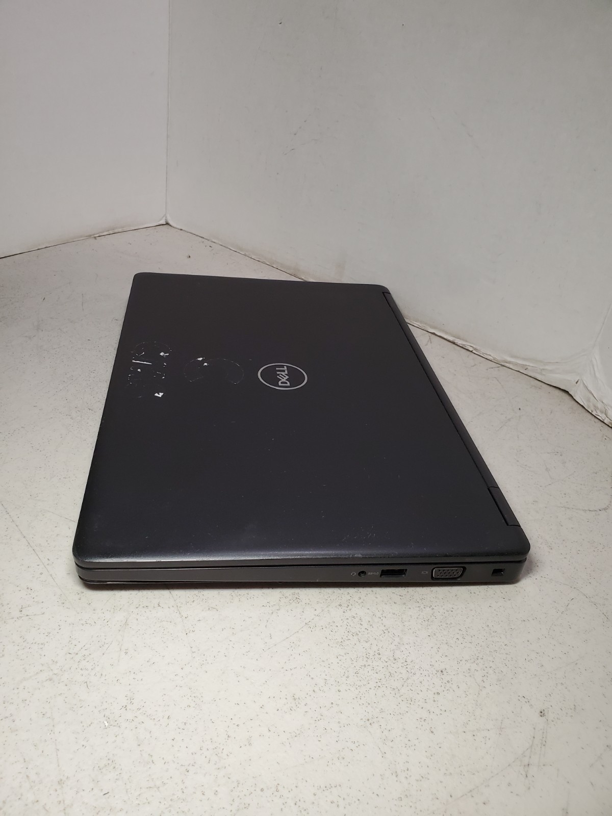 Dell Latitude 5491 14″ Laptop Core i7-8850H 2.6GHz 16GB RAM 256GB SSD Win11 #69