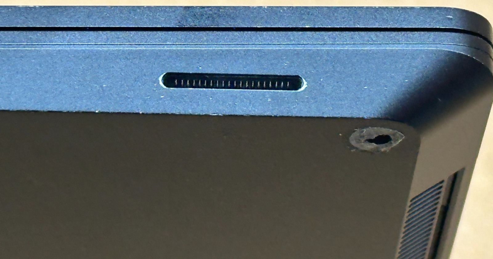 MICROSOFT SURFACE 6 LAPTOP CORE ULTRA 7 165H @3.80GHZ 16GB RAM 512GB SSD (lp715)