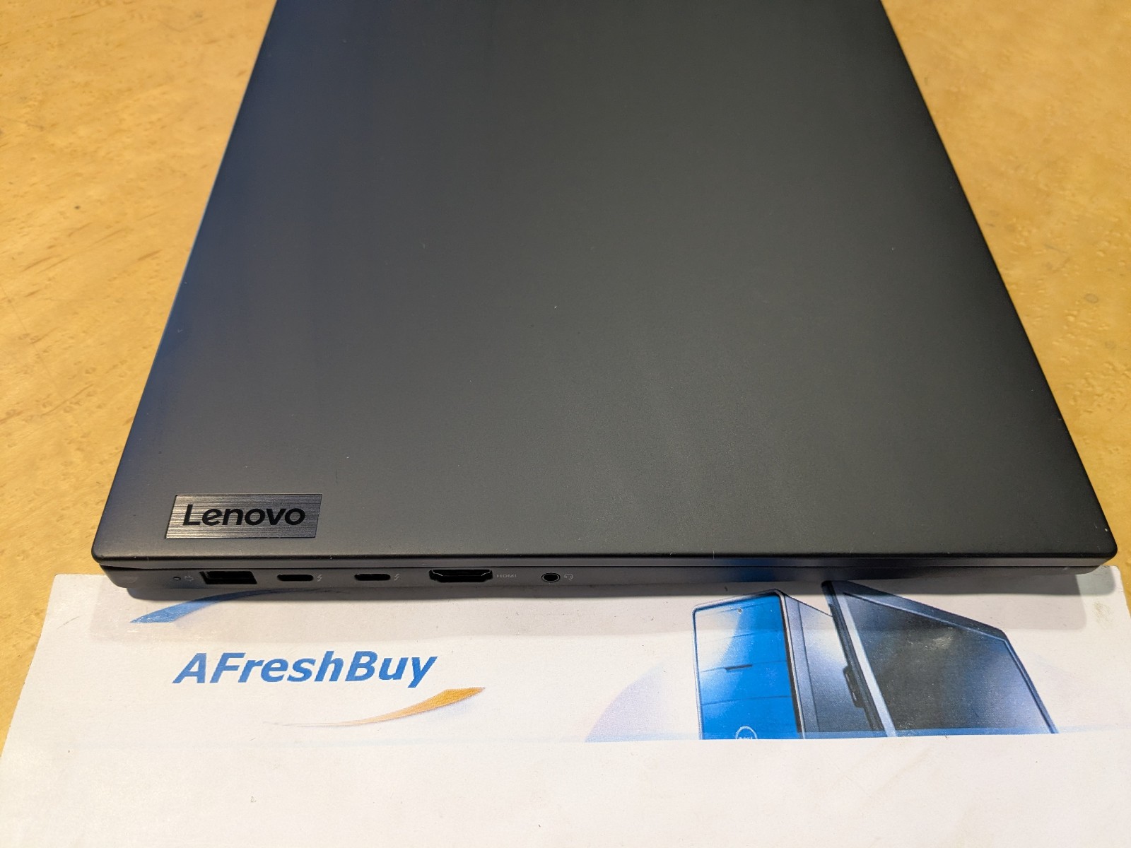 Lenovo ThinkPad P1 G5 16″ i7-12700H 32GB Ram 1TB SSD RTX A2000 8GB No OS/AC