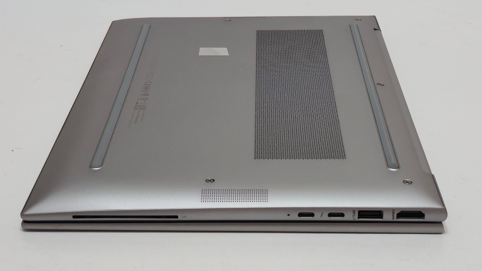 HP ZBook Firefly 14 G10 Workstation i7-1370P 32GB RAM 1 TB SSD 14″ – Warranty