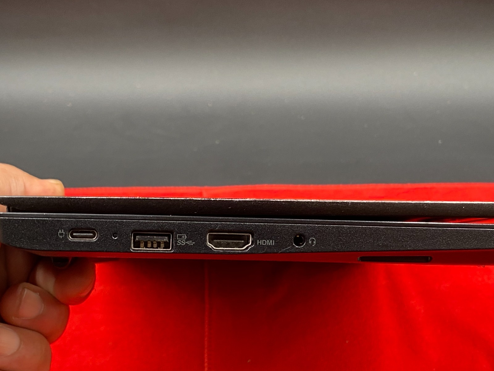 LENOVO THINKPAD E14 GEN 2 AMD RYZEN 5 4500U 8GB RAM 256GB SSD WIN 11 BATTERY 80%