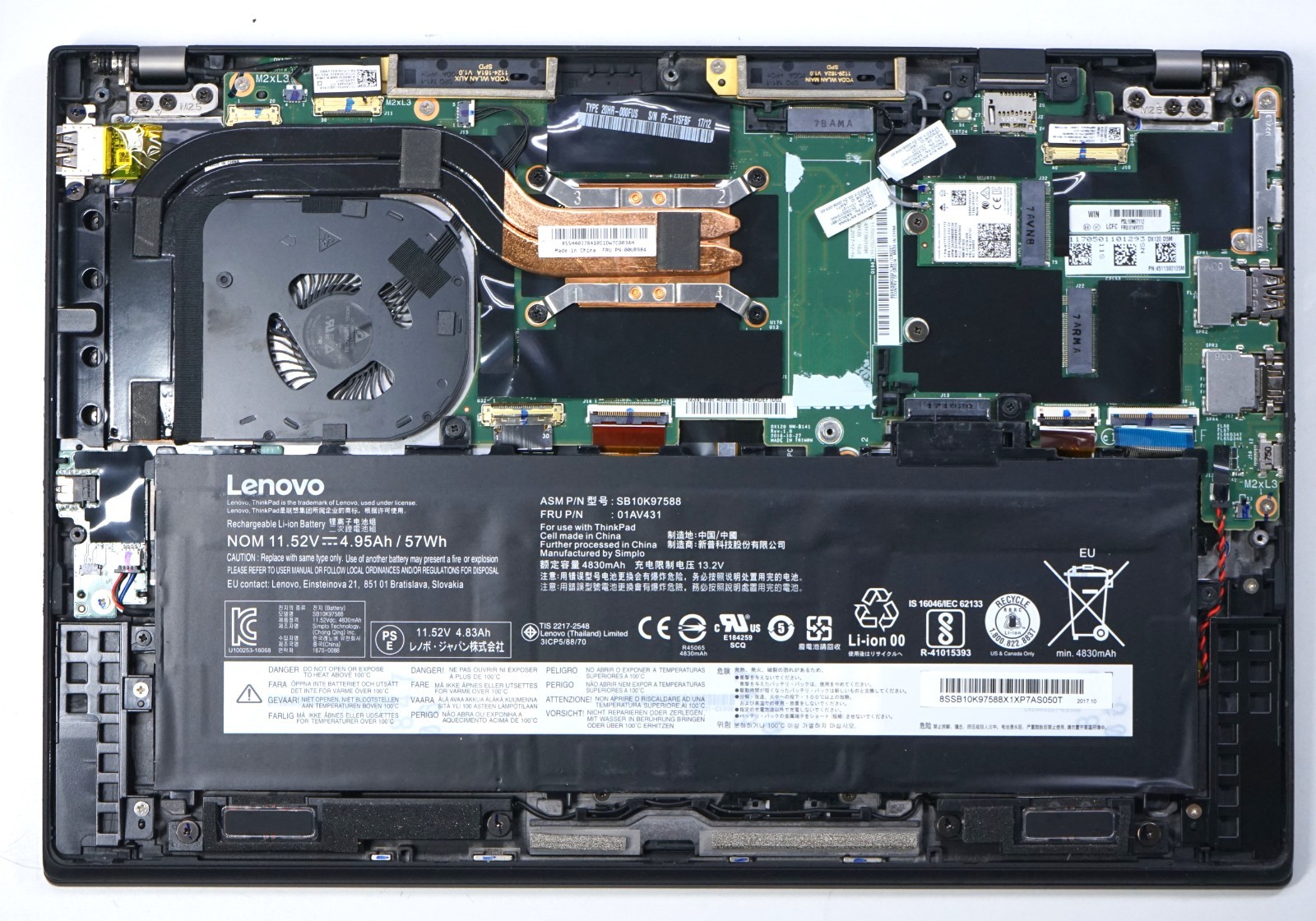 Lenovo ThinkPad X1 Carbon 5th Gen 14″ FHD Intel Core i7-7600U 16GB RAM (No SSD)
