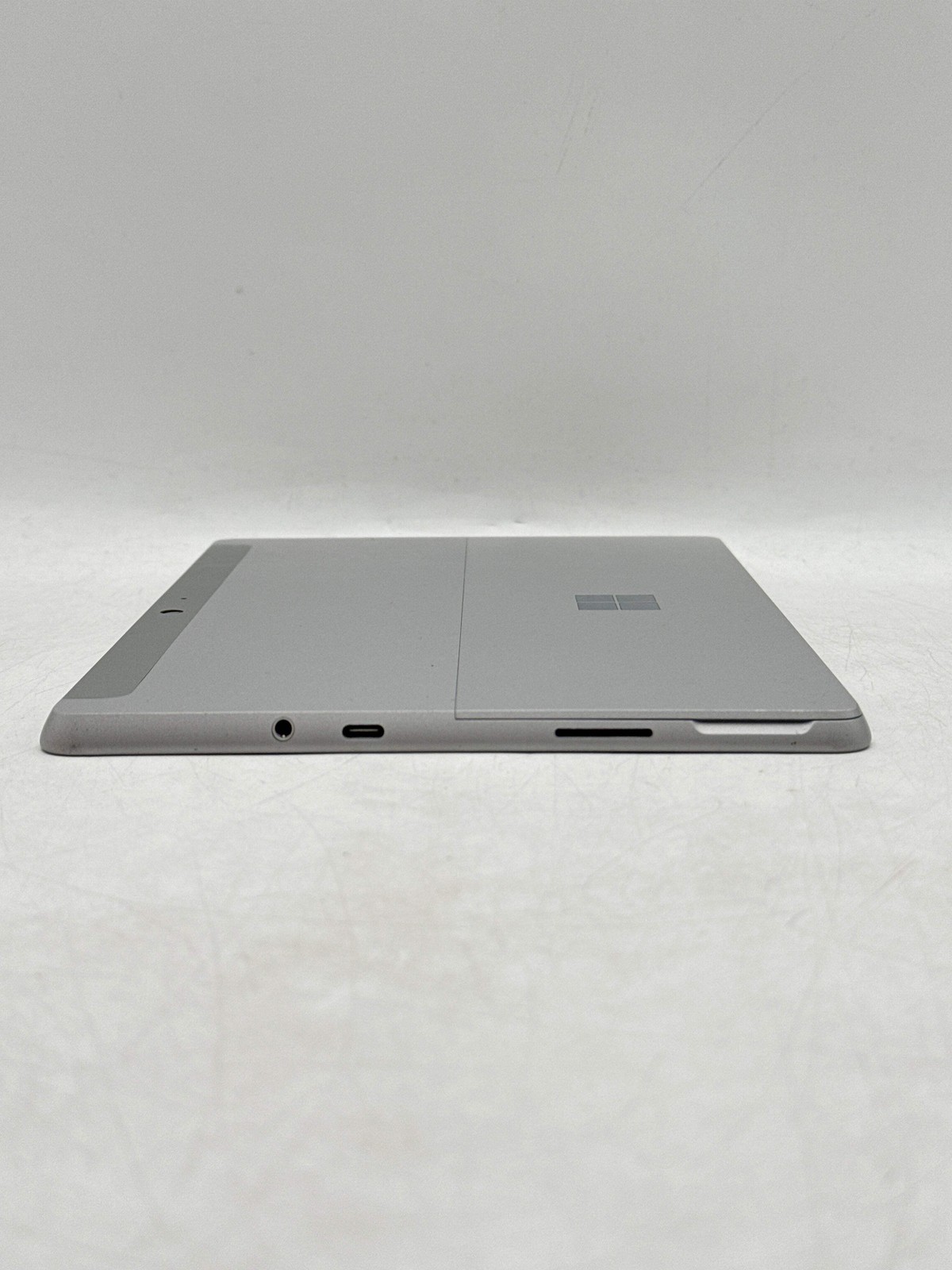 Microsoft Surface Go 3 Pentium Gold 6500Y 4GB RAM 64GB – READ!!