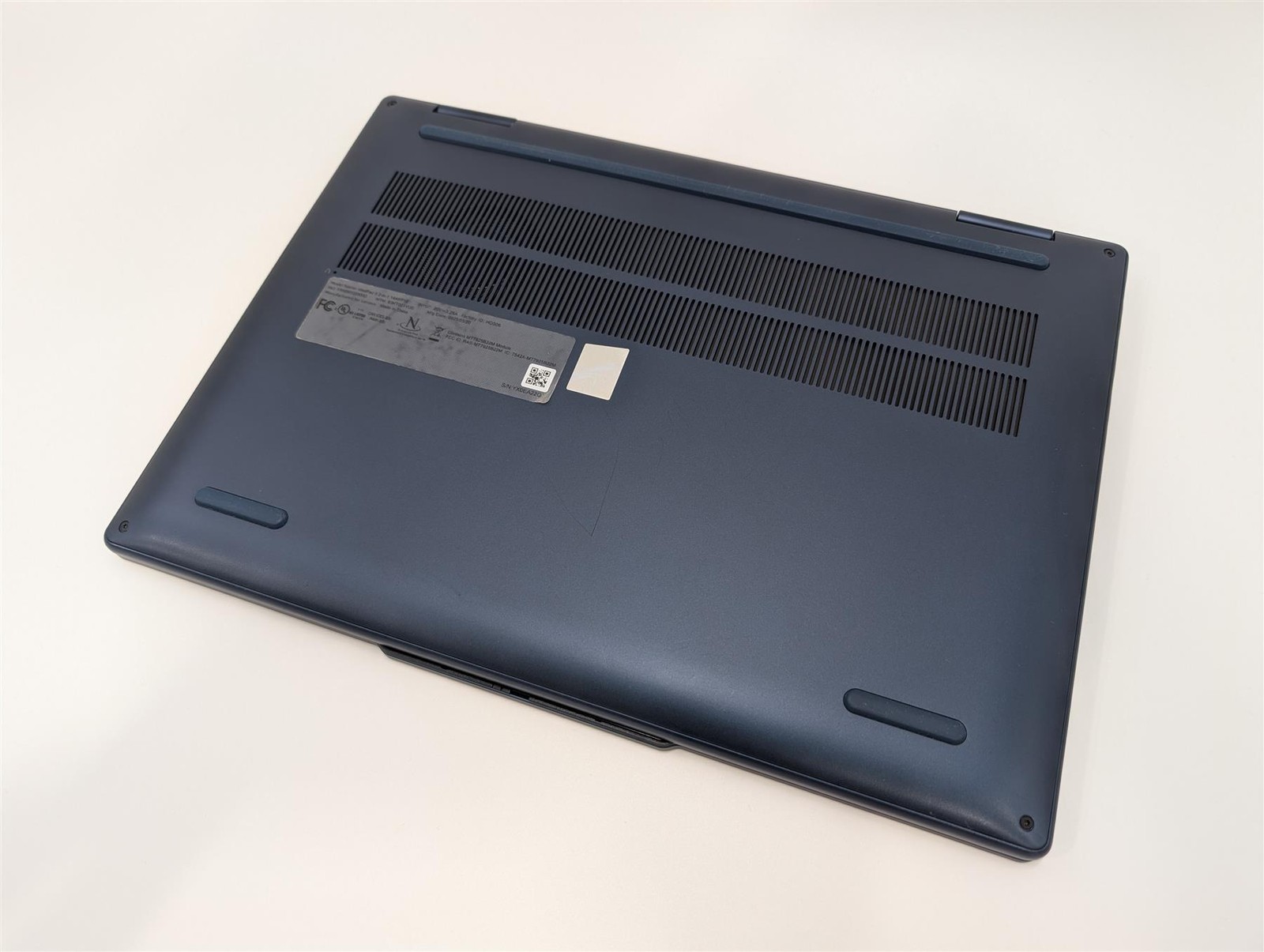 Lenovo IdeaPad 5 2in1 14″ Ryzen AI 7 350 16GB 1TB SSD 860M Blue Used-Very Good