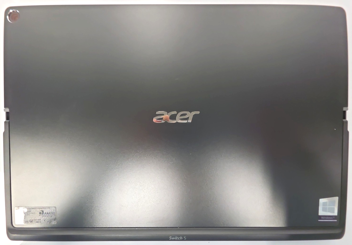 Acer Switch 5| Intel Core i3-7130U| 4GB RAM| 128GB SSD| Win 10 Pro| Keyboard