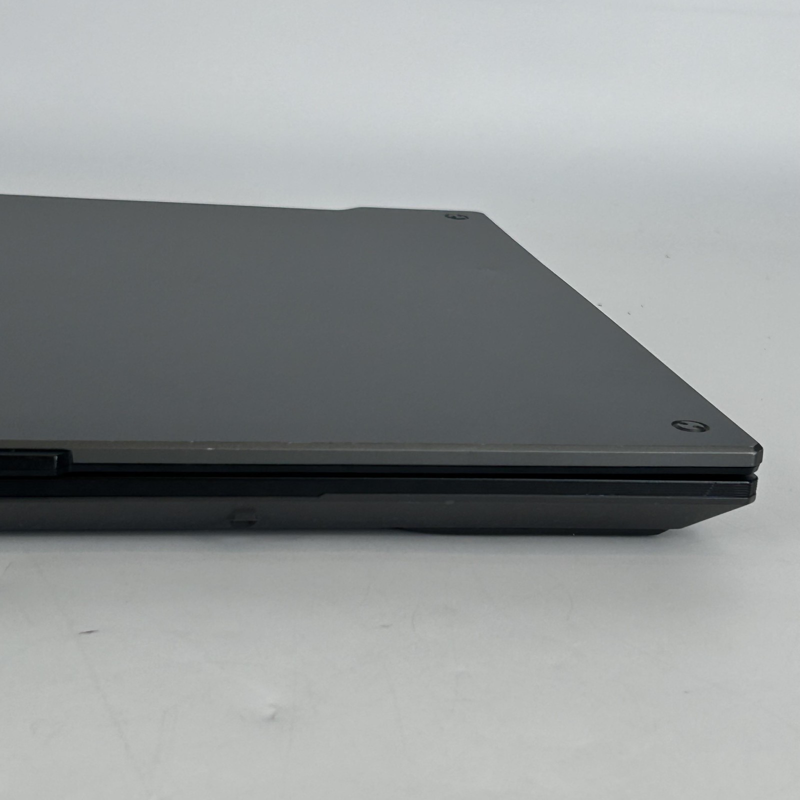 Asus TUF F17 144Hz FHD 2.5 GHz i5-12500H 16GB 512GB SSD RTX 3050 Good BLURRY CAM