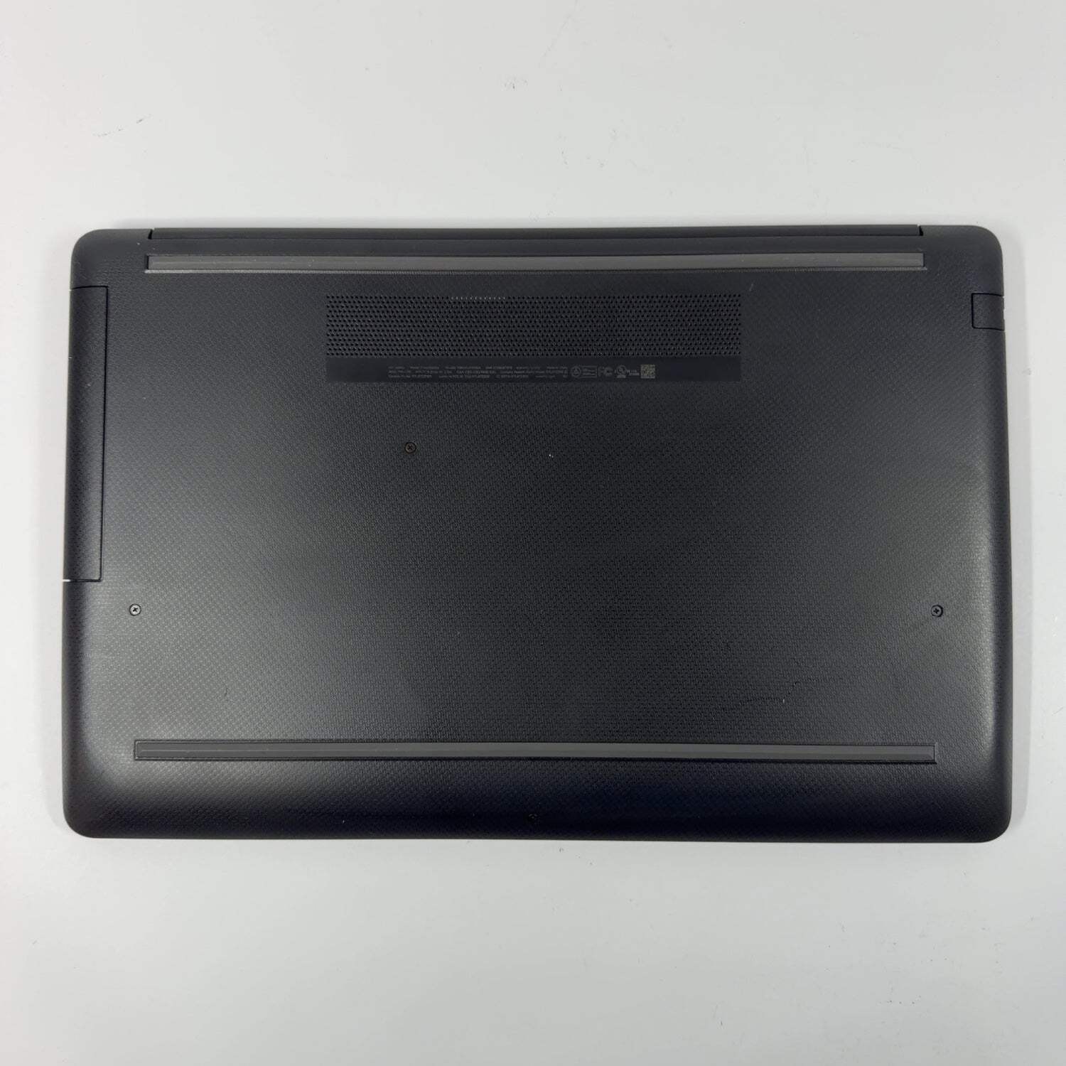 HP Laptop 17-BY1053DX 17.3″ i5-8265U 1.6GHz 8GB RAM 256GB SSD
