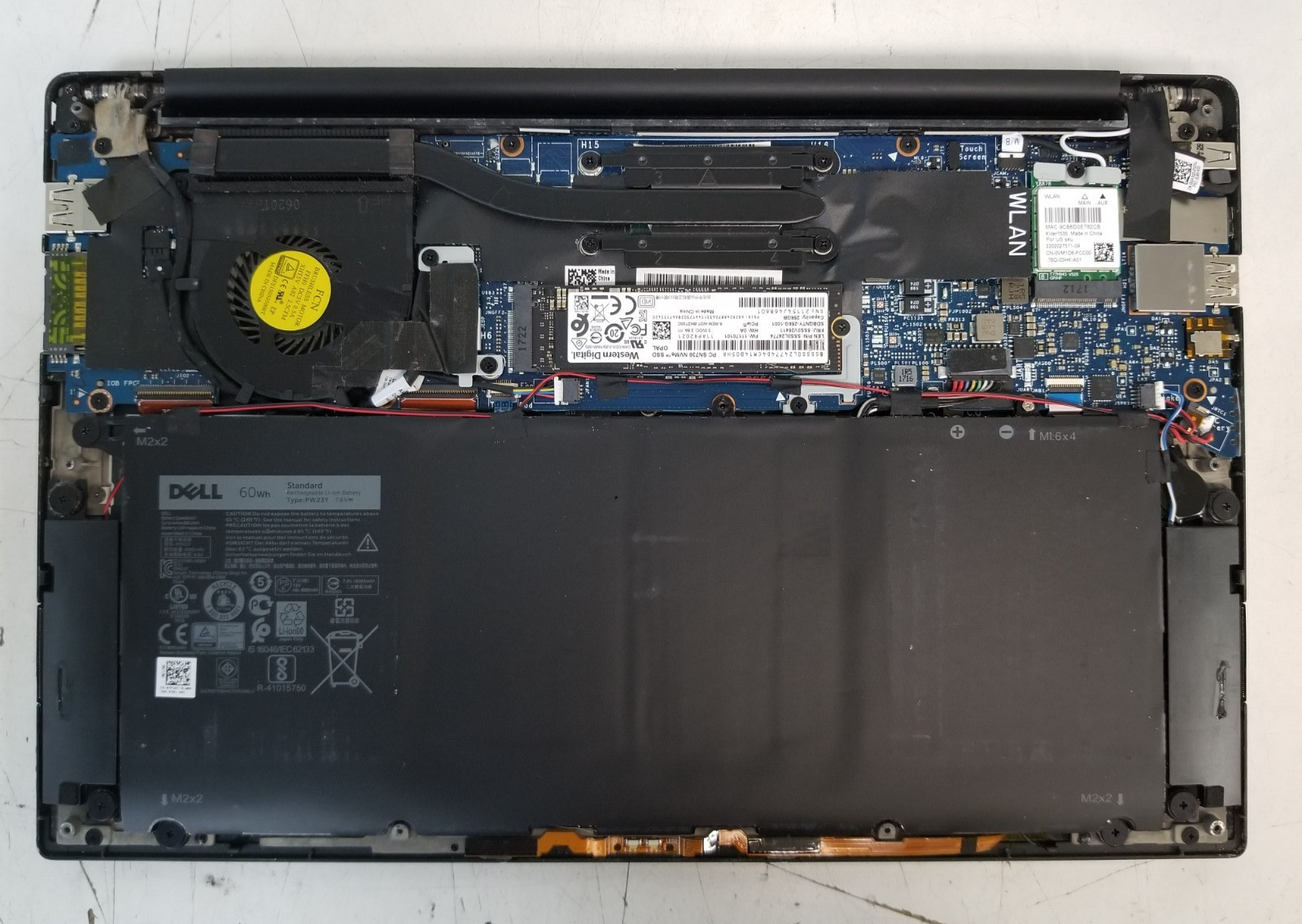 Dell XPS 13 9360 Intel Core i5-7200U @2.50GHz 8GB RAM 256GB SSD W11P *PARTS