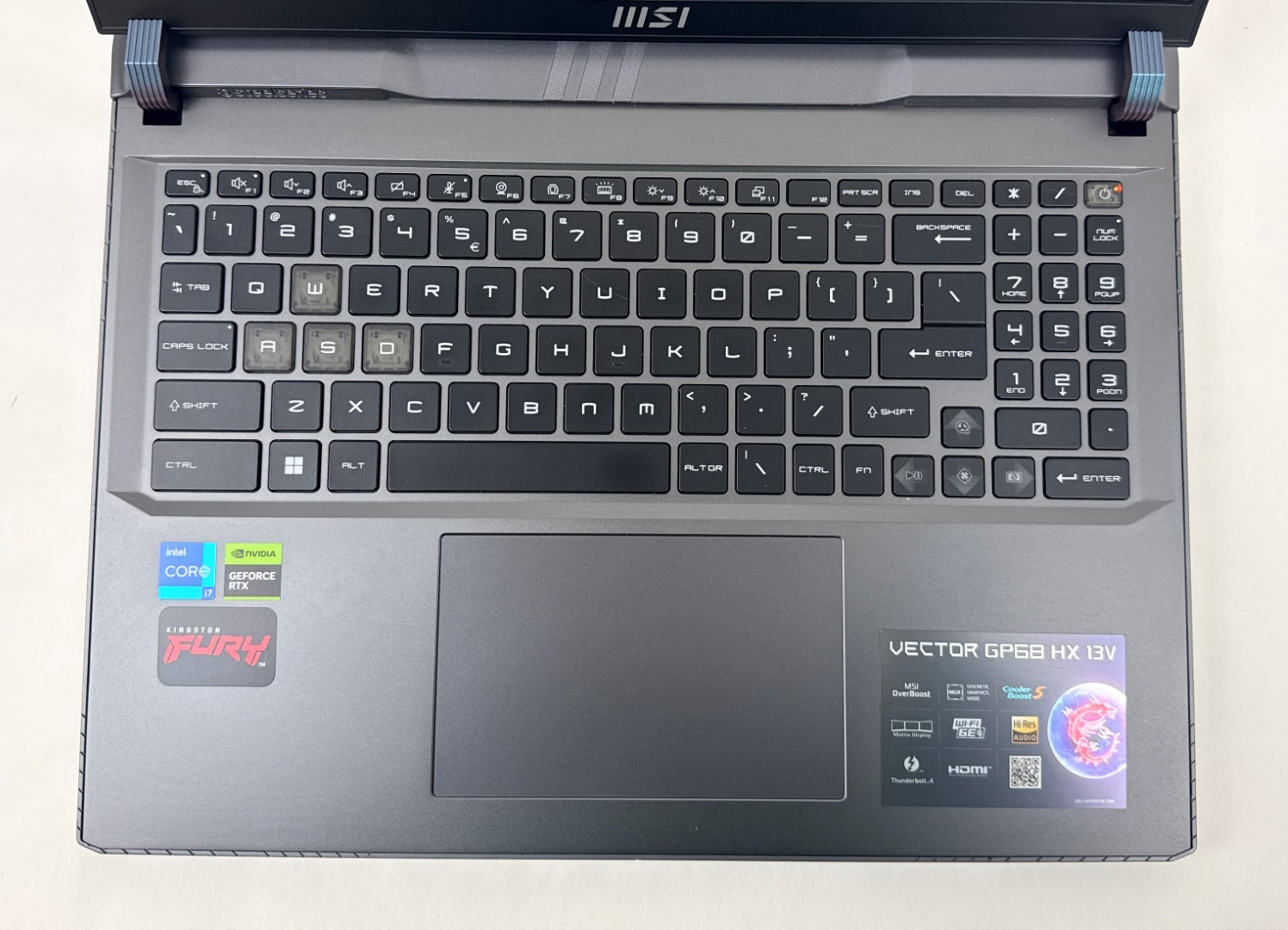 MSI Vector GP68HX 13VH-054U 16″ FHD 144Hz i7-13700HX 16GB 1TB SSD RTX 4080 W11H