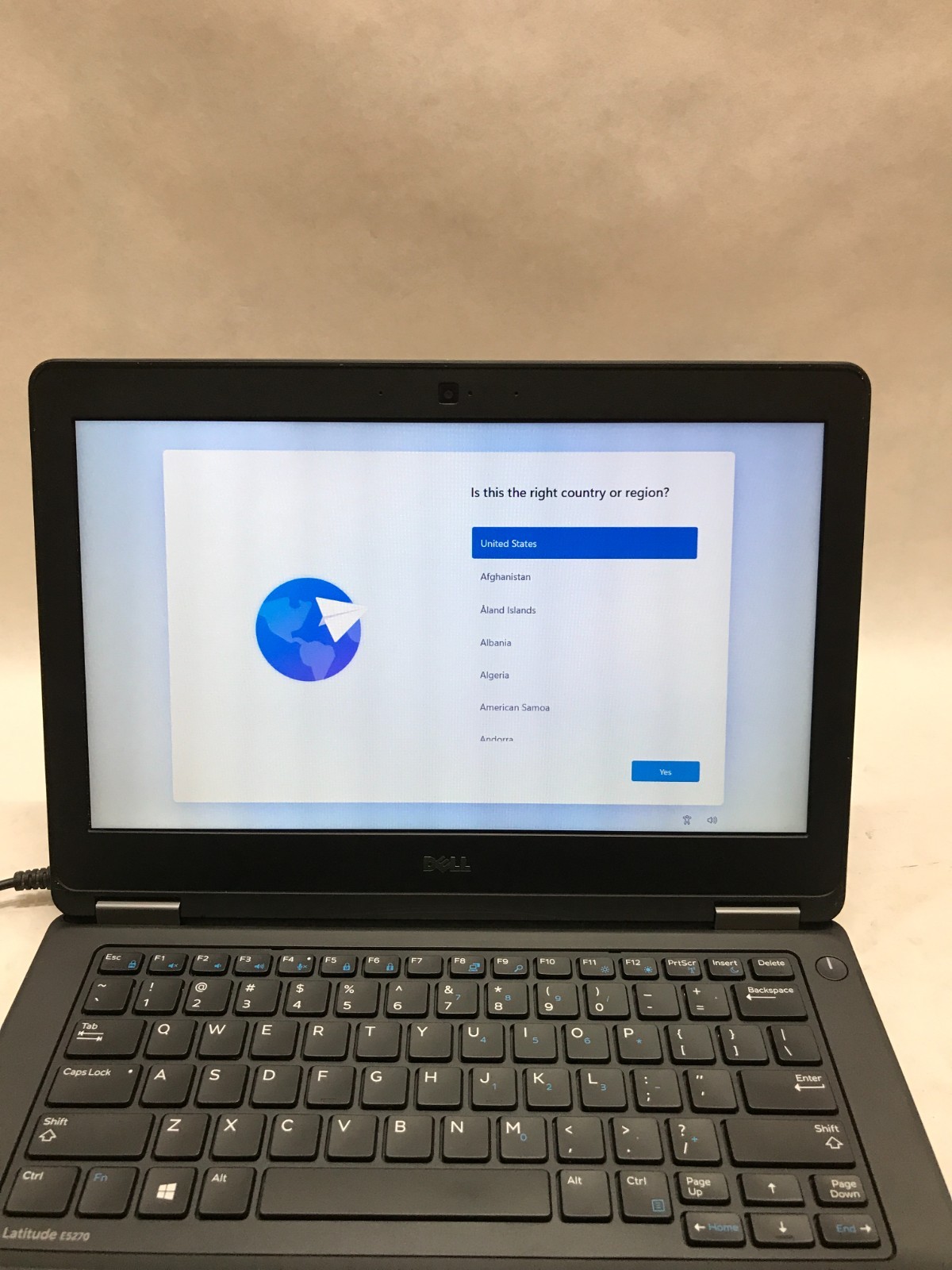 Dell Latitude E5270 12″ Intel Core i5 4GB RAM 128GB SSD Windows 11 NO BATTERY DW
