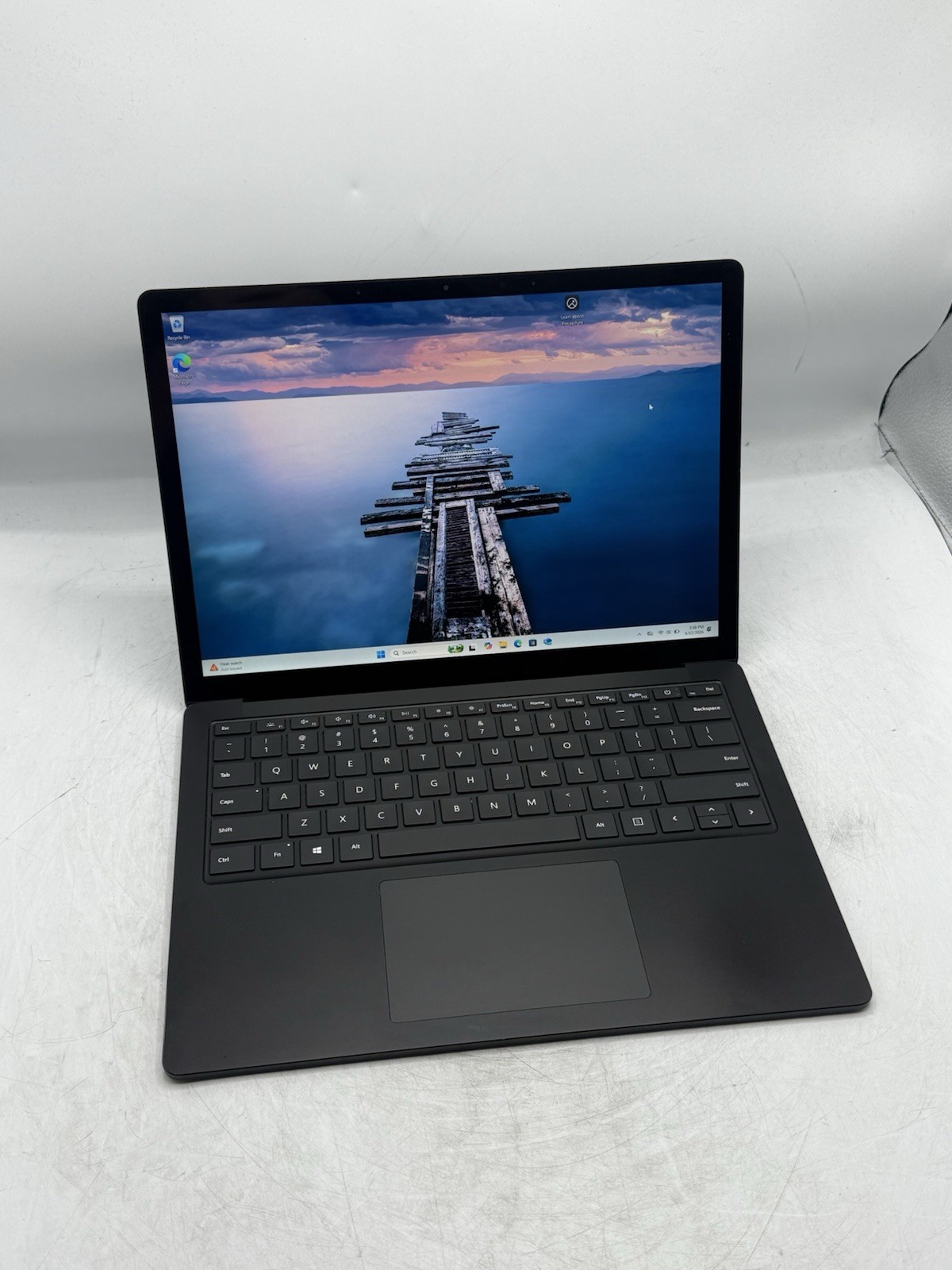 Microsoft Surface Laptop 3 1868 13.5″ Touch i7-1065G7 1.3GHz 16GB 256GB Win11P
