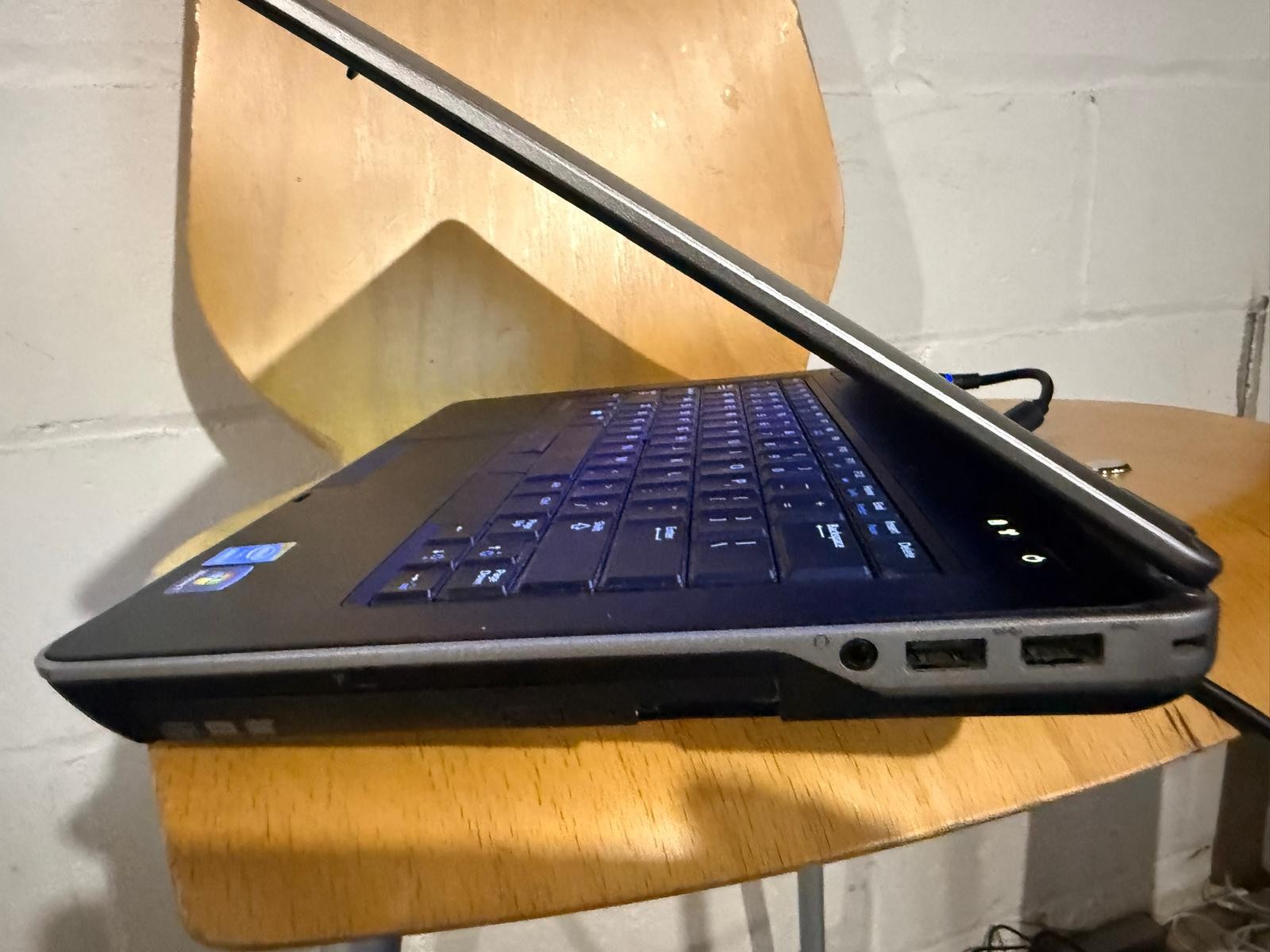 Dell Latitude E6440 Core i7-4610M 3.00GHz 8GB RAM 128GB SSD Win 11 Pro WEBCAM