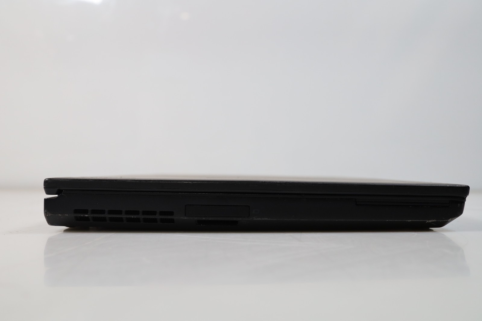 Lenovo ThinkPad P50 15″ Intel i7-6820HQ 32GB Quad M1000M Bad BATT No HDD COA OS
