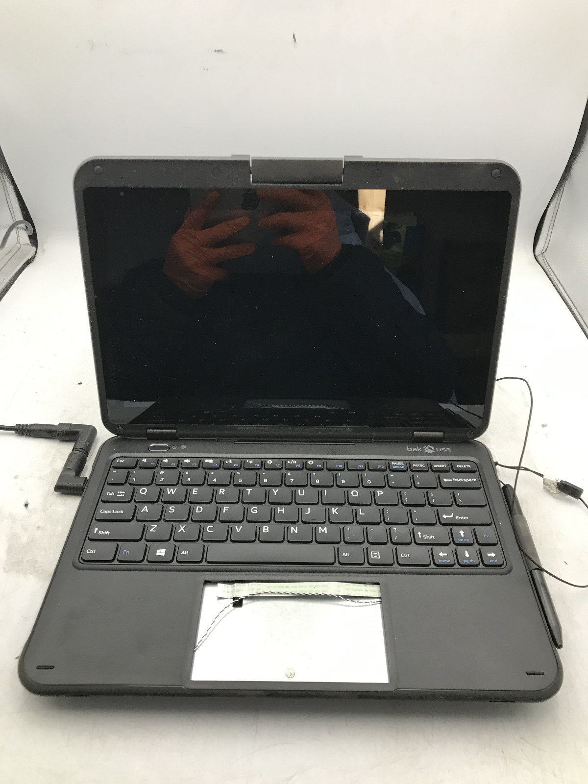 BAK USA Atlas 12″ 2-in-1 Laptop -FOR PARTS/REPAIR- INTEL ATOM x5-Z8350 -READ- BB