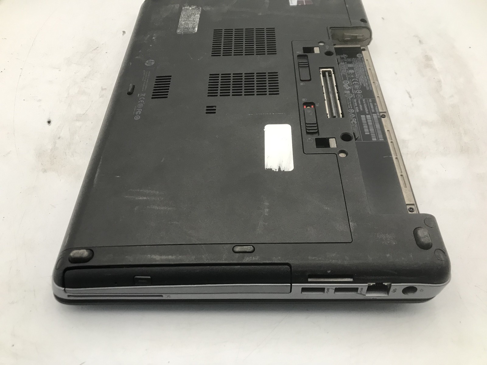 HP PROBOOK 640 G1 – BOOTS TO BIOS – INTEL I5 4300U – NO RAM – READ DESCRIP – BB