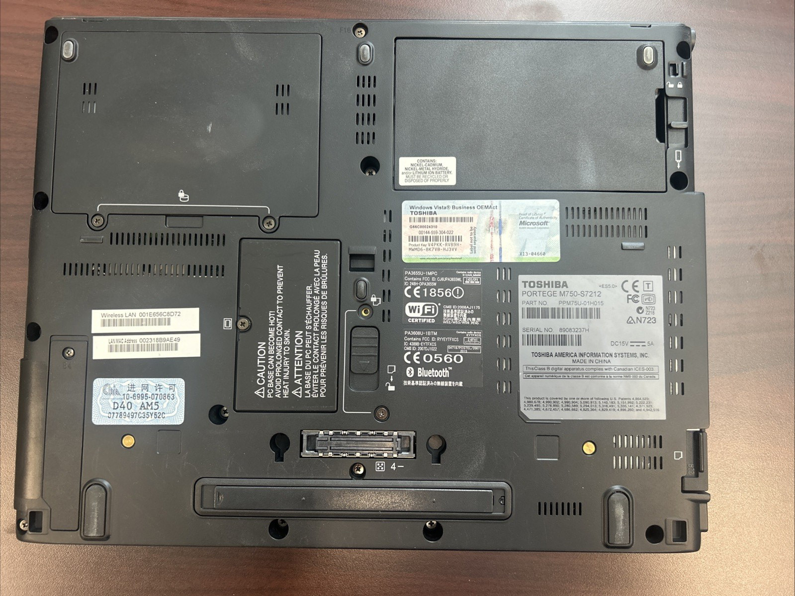 Toshiba Portege M750-S7212 12.1 LCD Touchscreen Tablet C2D 2.4Ghz 2GB 160GB